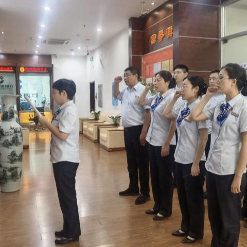 建行周口分行营业室党支部举办“学党史、颂党恩”活动，向中国共产党百年华诞献礼！