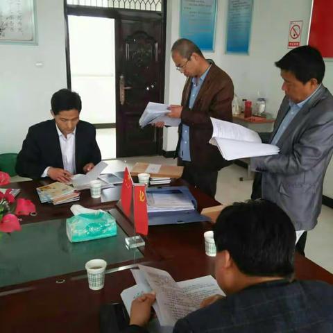 立足常态抓常规，规范管理求时效––雨金中心照渠小学迎接教学常规检查