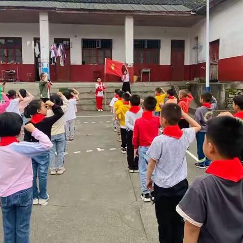 “挑战自我展风采，快乐童年过六一”——市场河小学“六一”活动