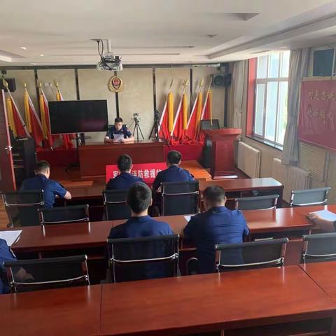 军粮城消防救援站贯彻“7.6”支队调度会精神，聚焦“四大方面”扎实推进队伍管理教育工作