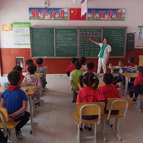 黄泥湾学区十五里铺小学--幼小衔接静待花开。