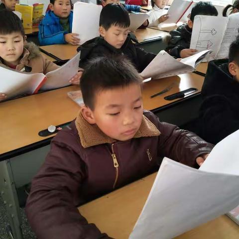 和书籍一起成长一（6）班