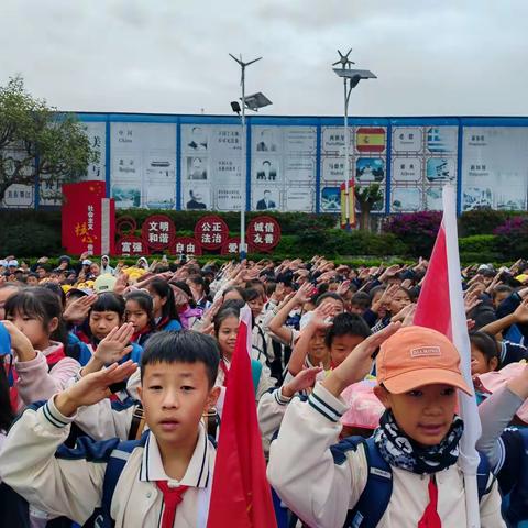 五(2)班第八届徒步活动