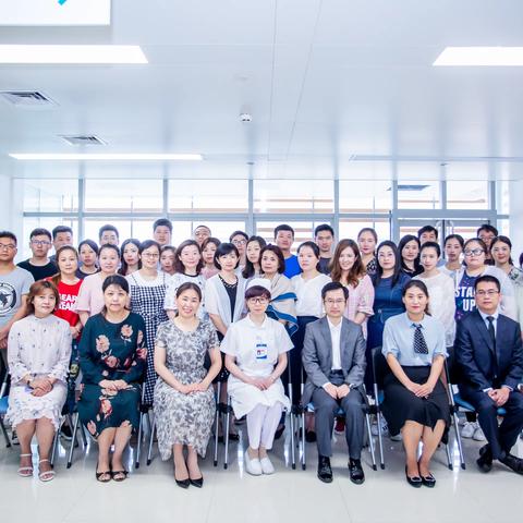 郑州大学第一附属医院-蛇牌学院 微创器械专业护士培训班成功举办