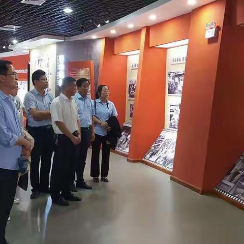 学习红色历史   传承劳模精神