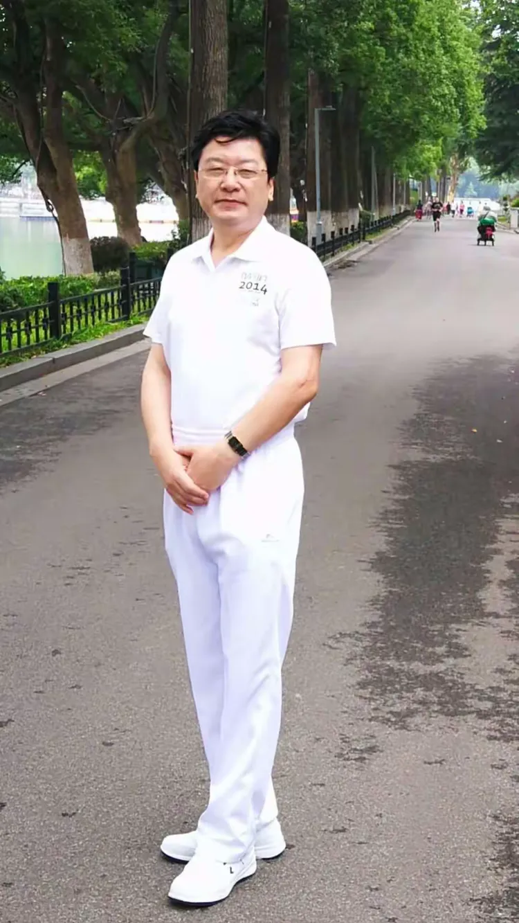 张华东
