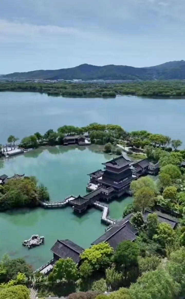 每日摄影:苏州石湖景区2)天气寒冷,饮食要保证足够的能量,三餐要吃好