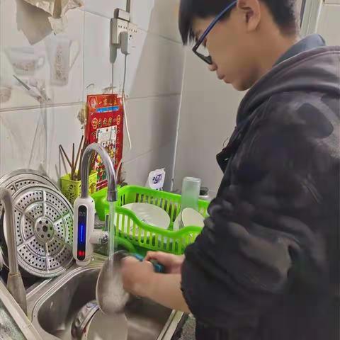 微不足道，却令人动容——八一班爱心作业