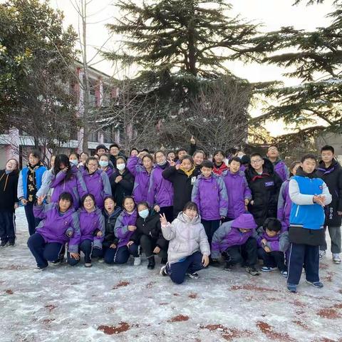 恰同学少年，风华正茂--初二（4）班