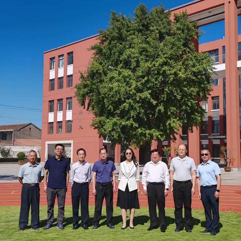 爱心捐赠，“维”暖同行——市关工委、维维乳业有限公司爱心助学捐赠仪式圆满落幕