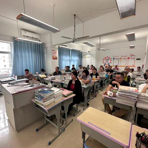 行稳致远启新程，家乡携手向未来——海口体校高二期中家长会