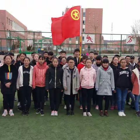 阿阳中学3.5学雷锋活动剪影