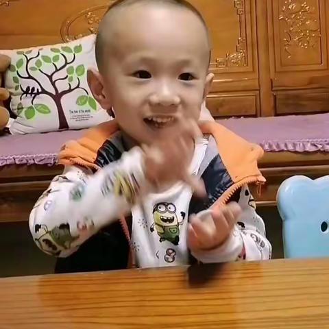 小四班   林炽嘉成长日记