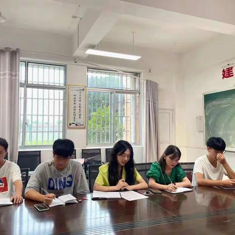 2021年鹿鸣学校实习教师欢送会