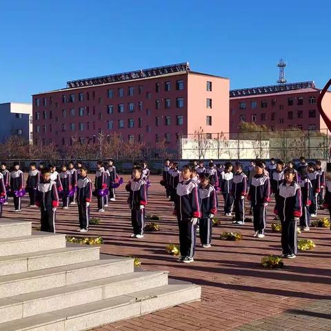 落实“双减”政策 让阳光体育回归校园