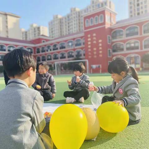 初冬·趣味、悦心、乐成长——幼教中心中二班宝贝野餐会