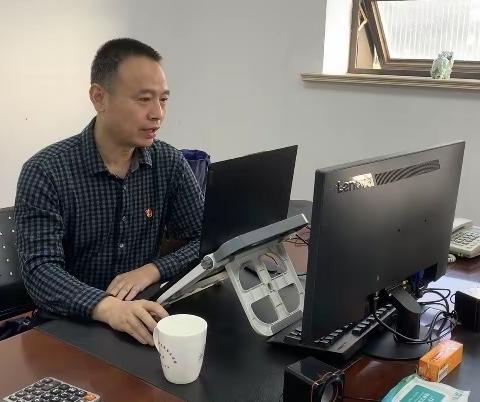 【支局长巡礼（十二）】做改革路上的“长跑者”——浦江商企支局支局长顾顺斌