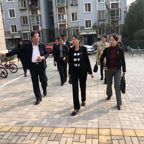 智远街道盛福花园社区党委联合历下区委办公室党支部开展“守初心不忘本、担使命做先锋”主题党日活动