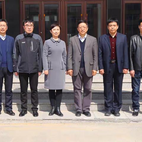 凝心聚力！苏文捷走进新民师范学院附属小学检查指导