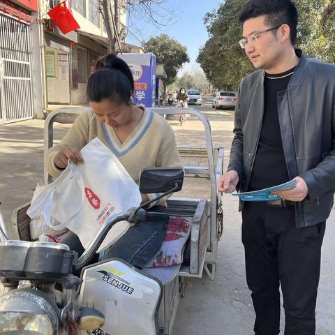 高桥街道开展“七无”村（社区）创建宣传活动