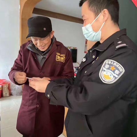 后埠派出所：送证上门显真情 便民服务暖人心