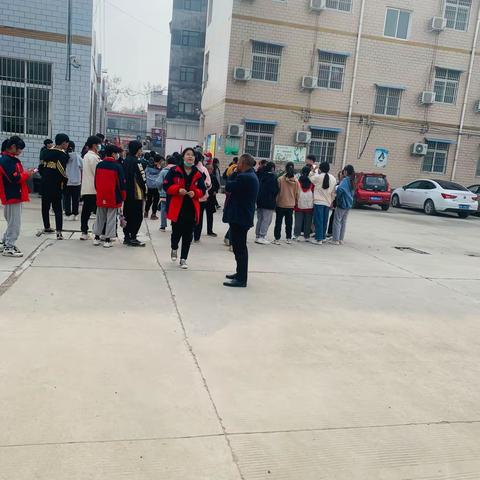 家校携手共育未来 不忘初心静待花开