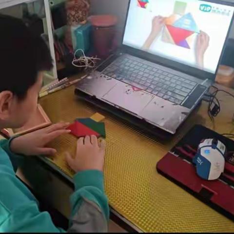 【双减进行时】师生“云相见”   期待花盛开——恒昌店巷小学二年级组线上教学活动纪实（一）