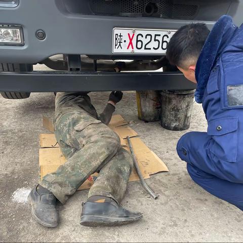 印台大队开展车辆器材装备大检查工作