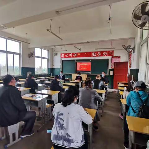 蒲城小学五、六年级返校复学准备