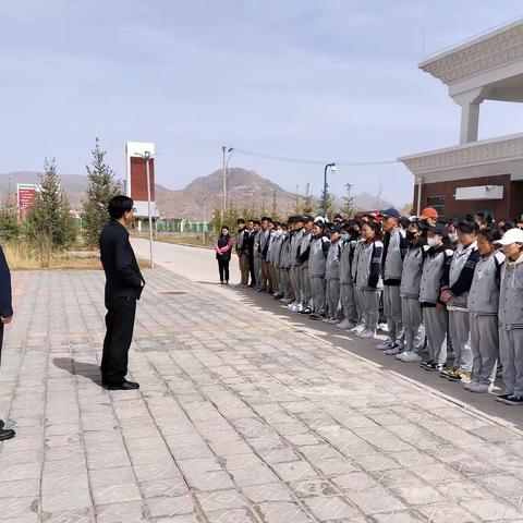 慰问振士气 关怀暖人心