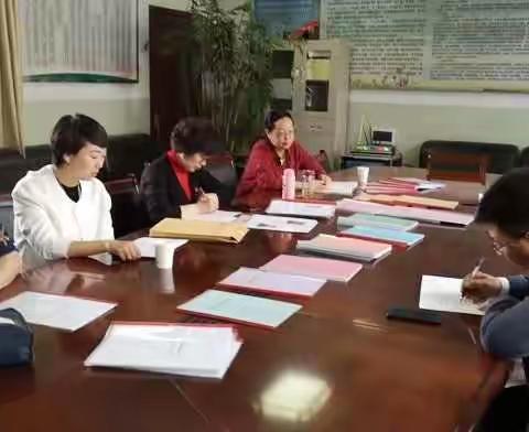 以新气象、新举措、新作为   争创新业绩——子弟学校迎接市教研室评估检查