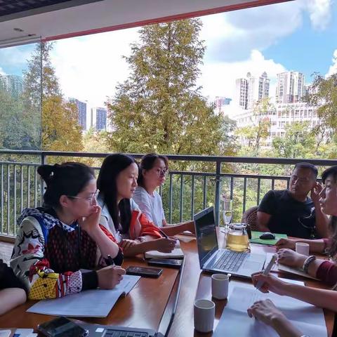 “以概念为线，地理学科知识体系的建与用”记地理组课题研讨会