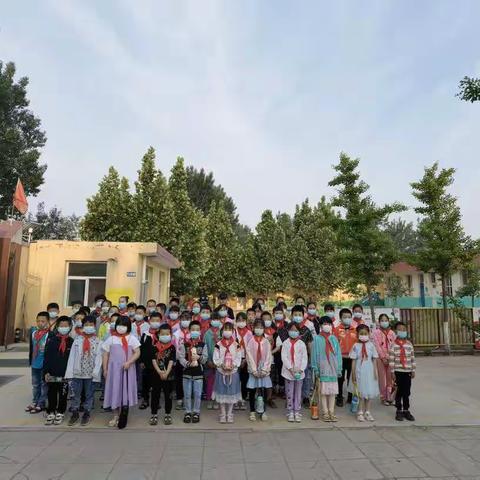 学习百年党史，寻访红色足迹——东里双学校研学活动