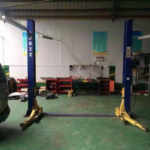 地址:    茶场管委会对面