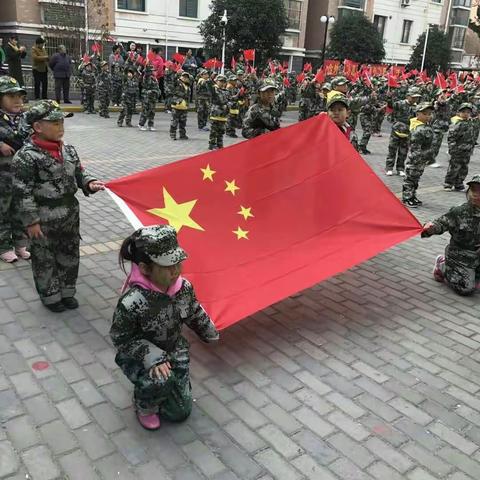 金外滩幼儿园《我是小小兵》军训活动圆满结束！