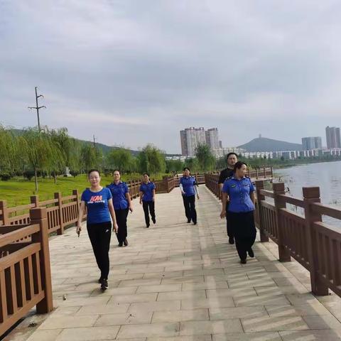 大美舞钢 湿地公园健走