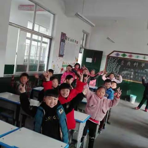 李新庄镇中心小学一年级一班