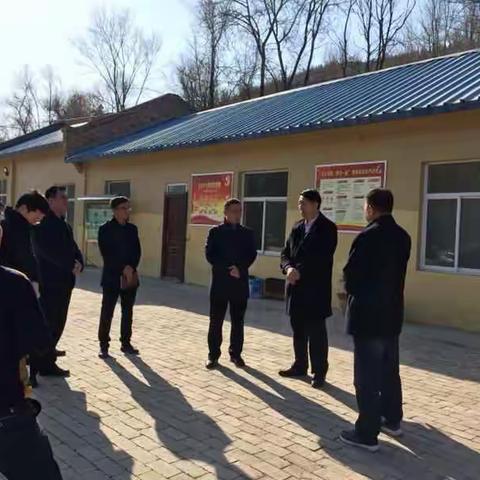 南泥湾：宝塔区副区长王文忠检查南泥湾镇森林防火工作