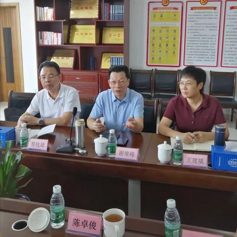 谢雄峰主席前往小铲滩码头开展调研走访     推动委员联系服务企业和群众工作提质增效