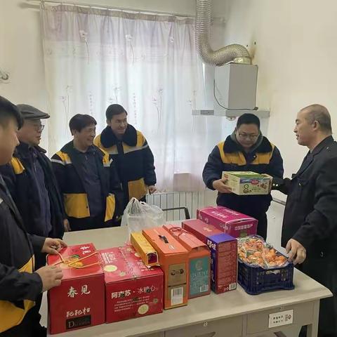 段领导到精河来送新年慰问送温暖