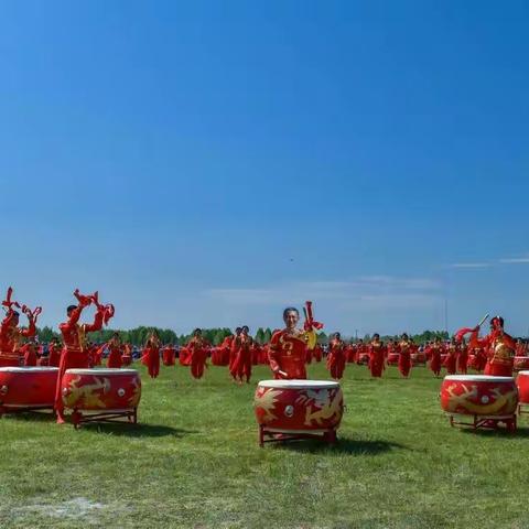 魅力讷职 风情“瑟宾”——讷河市职教中心学校志愿者参加“瑟宾节”活动