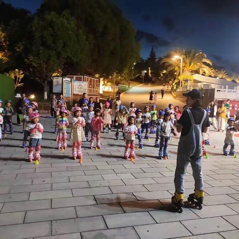 📢 走🏃‍♂️一起去骑士🎠轮滑🛼学习啦🫵