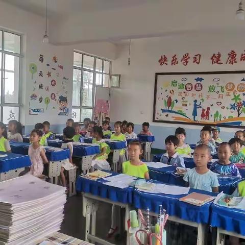 “走进小学，体验成长”——新世纪幼儿园幼小衔接活动（一）参观小学