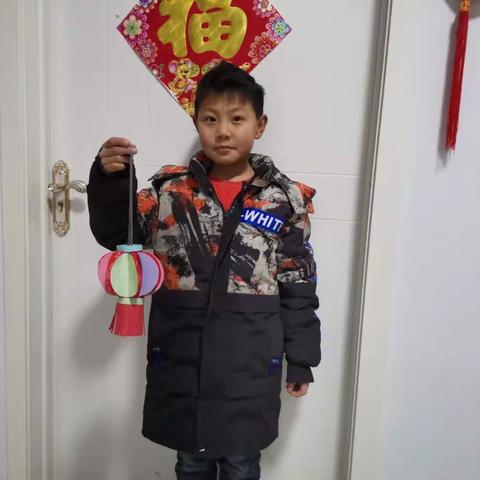 巧手做花灯，欢度元宵节