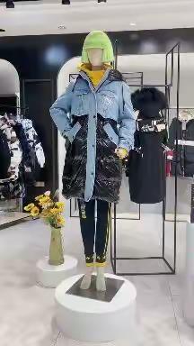 【艾莉缇】羽绒服