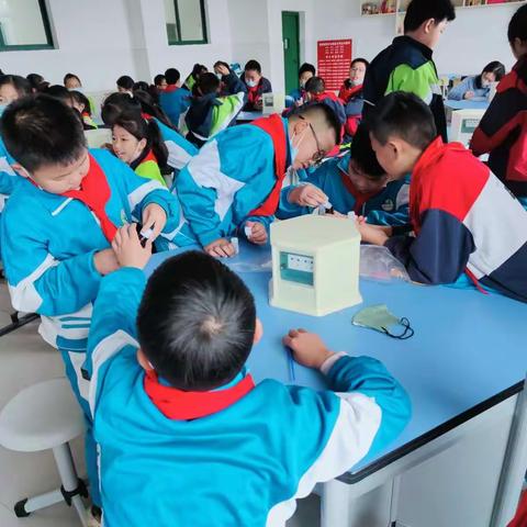 天心区梨塘小学五（1）班科学实验校本课第5次课教学反馈：
