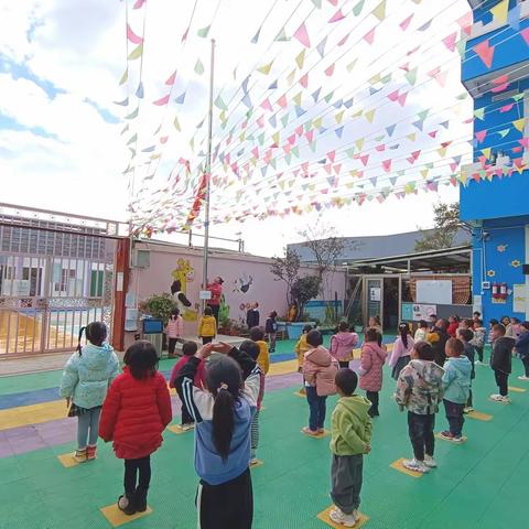 “宪法宣传周”———昆明市呈贡区馨安吉幼儿园