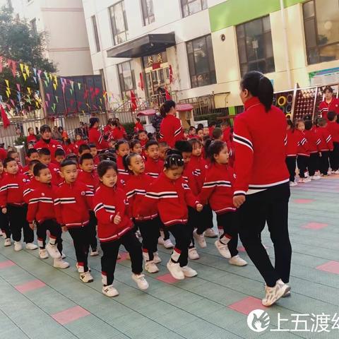 爱上幼儿园，快乐“美”一天！高新区上五渡幼儿园大二班十月总结。