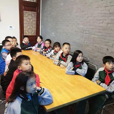 触摸未来，用心体验——记四年级一班未来研学活动