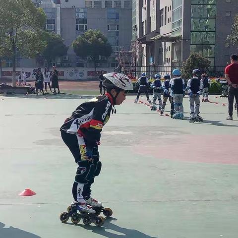 江苏省常州市武进区实验小学丰富多彩的社团活动